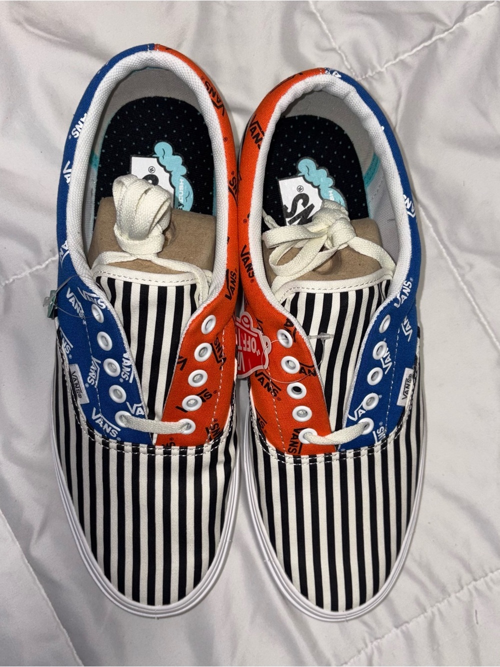 Vans Era Comfy Cush New With Tag Size 10 Black White Stripe Orange Blue - Picture 3 of 9